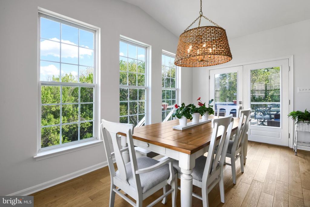 Image 4 of property listing at 9105 HENDRY TER, Frederick, MD 21704