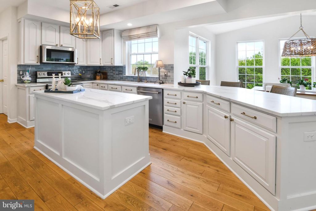 Image 7 of property listing at 9105 HENDRY TER, Frederick, MD 21704