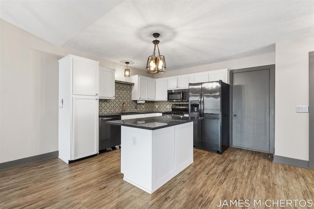 2898 Parkside Drive 40, Jenison, MI 49428