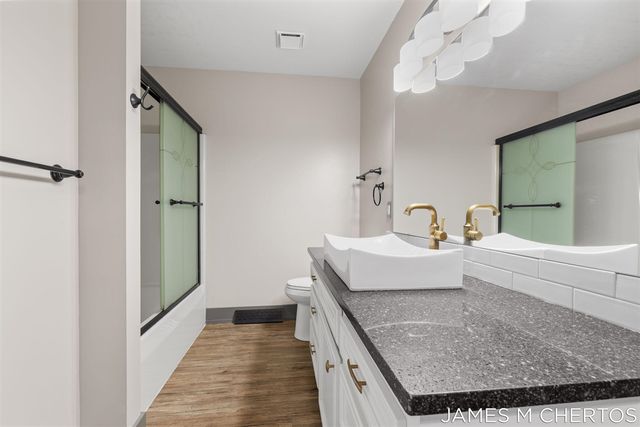 2898 Parkside Drive 40, Jenison, MI 49428