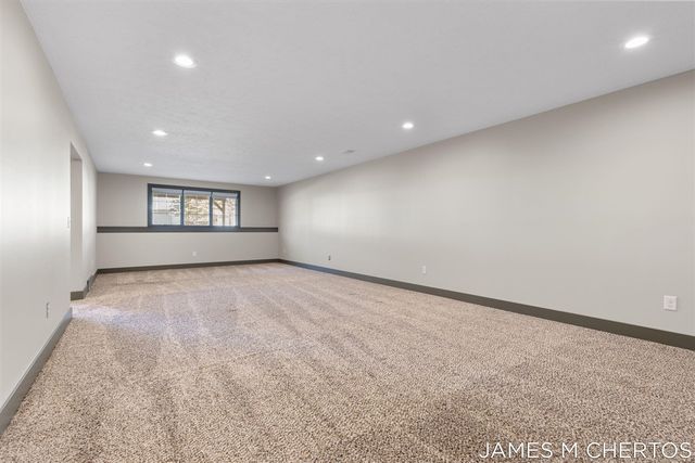 2898 Parkside Drive 40, Jenison, MI 49428