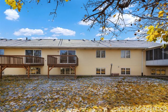 2898 Parkside Drive 40, Jenison, MI 49428