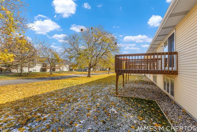 2898 Parkside Drive 40, Jenison, MI 49428