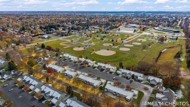 2898 Parkside Drive 40, Jenison, MI 49428