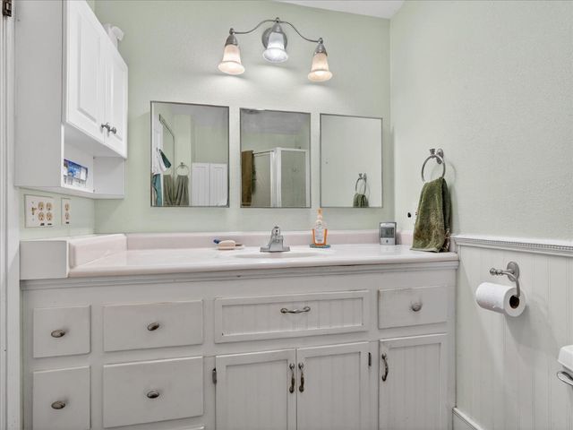 46535 Eastwood Drive S, Oakhurst, CA 93644