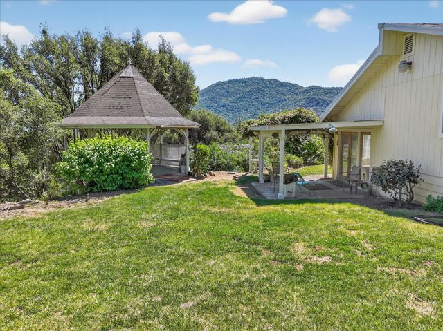 46535 Eastwood Drive S, Oakhurst, CA 93644