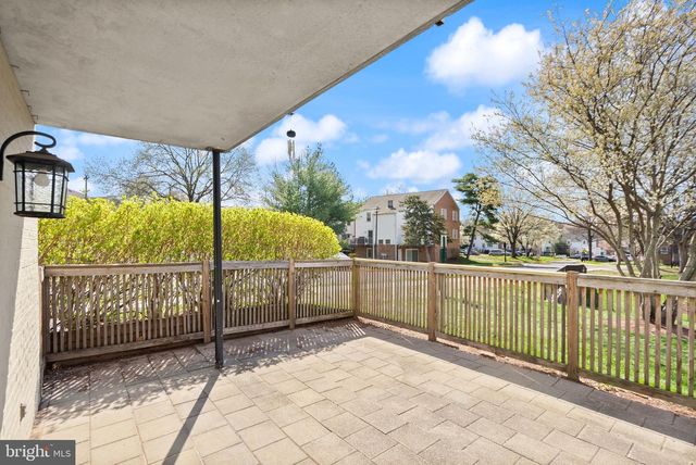 14403 TURIN LN, Centreville, VA 20121