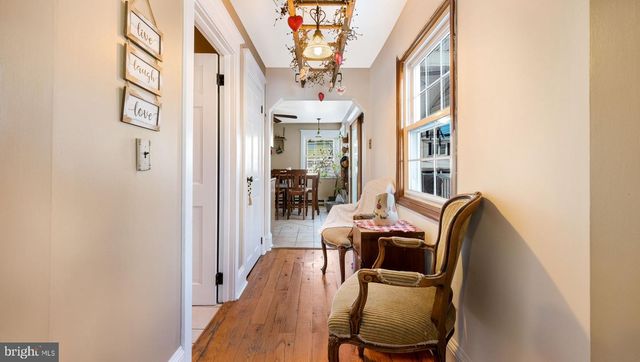 460 LOGAN ST, Bristol, PA 19007