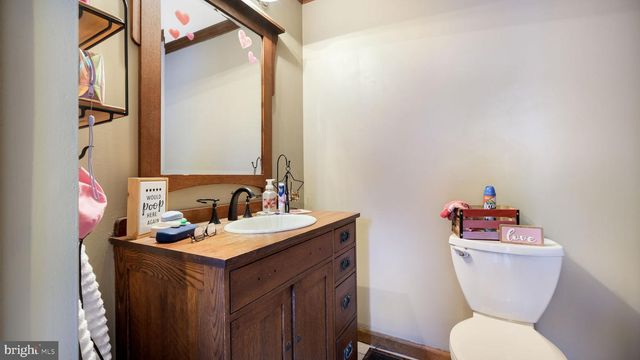 460 LOGAN ST, Bristol, PA 19007