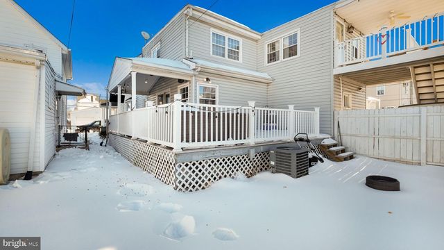 460 LOGAN ST, Bristol, PA 19007