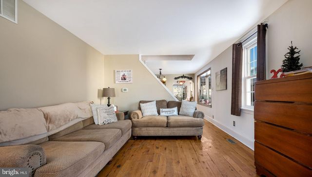 460 LOGAN ST, Bristol, PA 19007