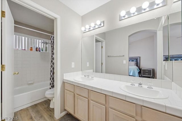 1600 Los Alamos Drive, North Las Vegas, NV 89031
