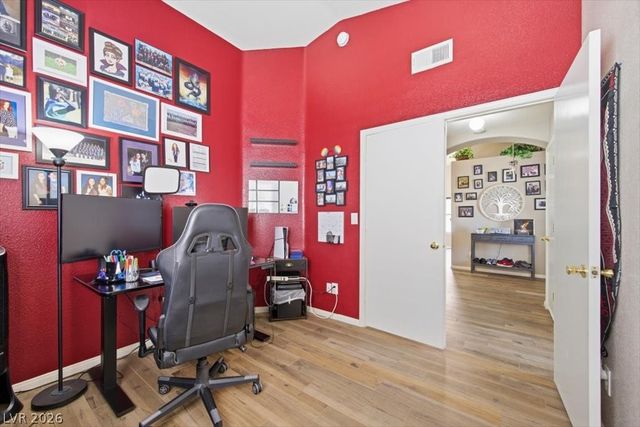 1600 Los Alamos Drive, North Las Vegas, NV 89031