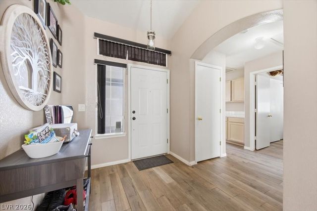 1600 Los Alamos Drive, North Las Vegas, NV 89031