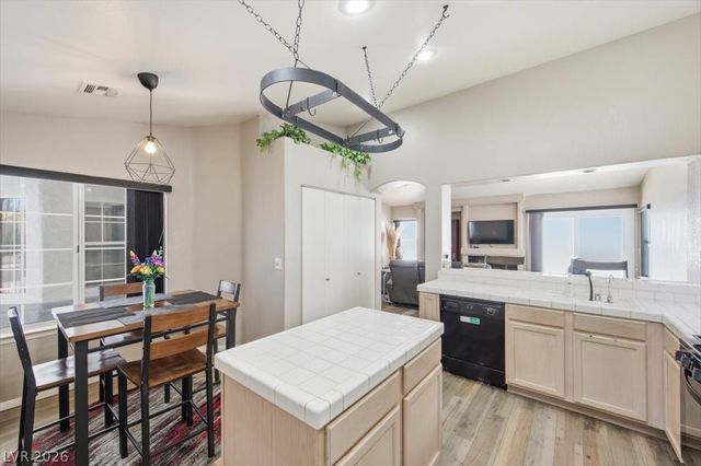 1600 Los Alamos Drive, North Las Vegas, NV 89031
