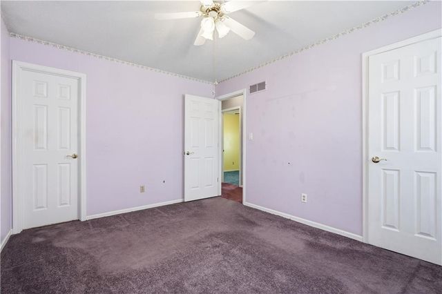 17317 E 41st Street S, Independence, MO 64055