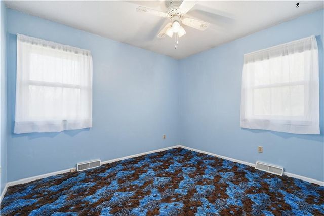 17317 E 41st Street S, Independence, MO 64055