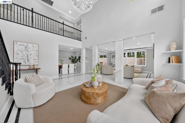 2700 Salisbury Way, San Ramon, CA 94582