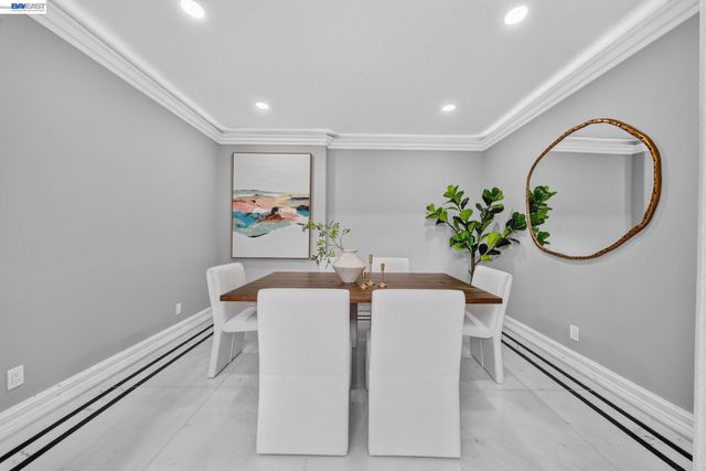 2700 Salisbury Way, San Ramon, CA 94582