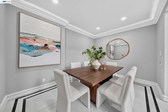 2700 Salisbury Way, San Ramon, CA 94582
