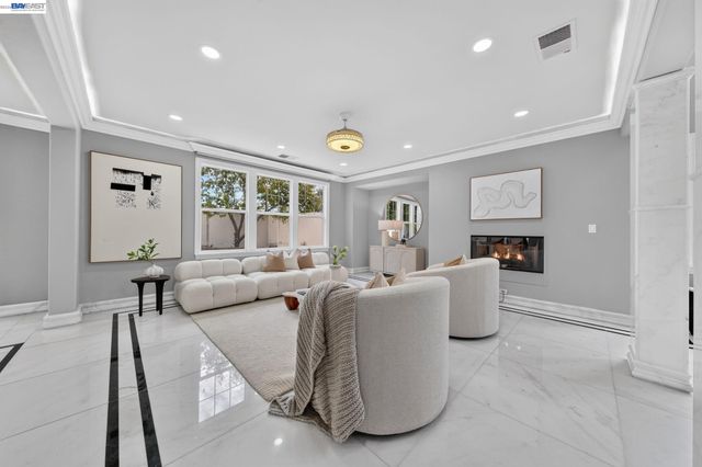 2700 Salisbury Way, San Ramon, CA 94582