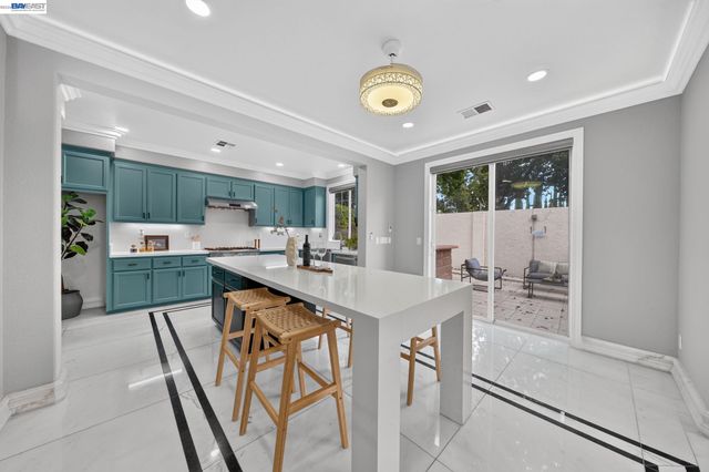2700 Salisbury Way, San Ramon, CA 94582