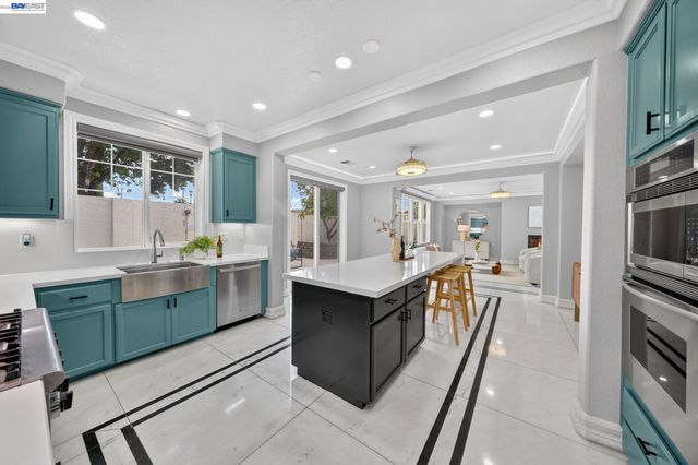 2700 Salisbury Way, San Ramon, CA 94582