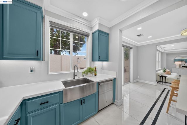 2700 Salisbury Way, San Ramon, CA 94582