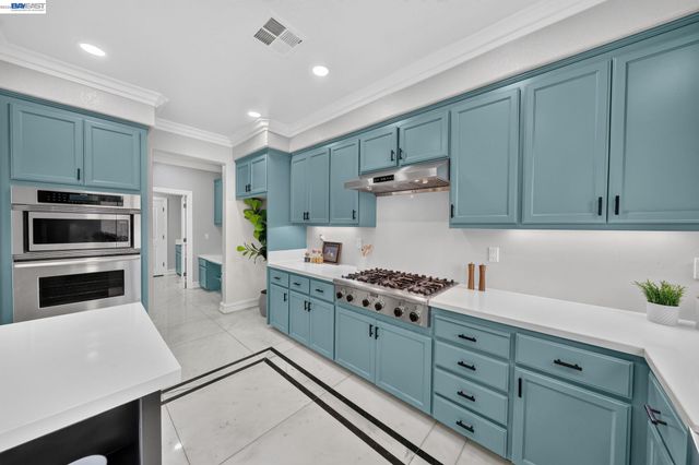 2700 Salisbury Way, San Ramon, CA 94582