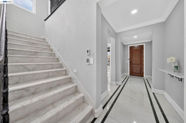2700 Salisbury Way, San Ramon, CA 94582