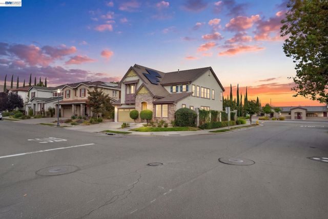 2700 Salisbury Way, San Ramon, CA 94582
