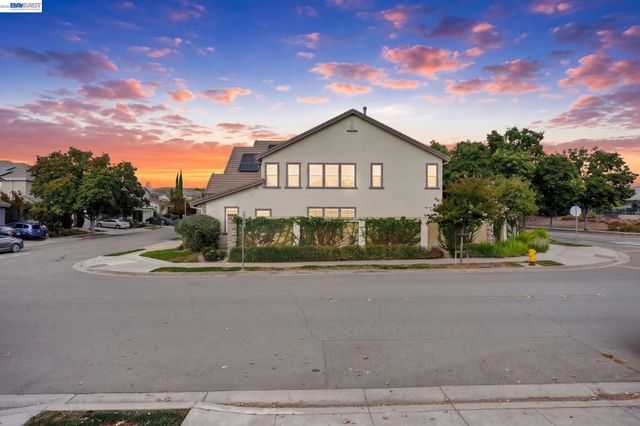 2700 Salisbury Way, San Ramon, CA 94582
