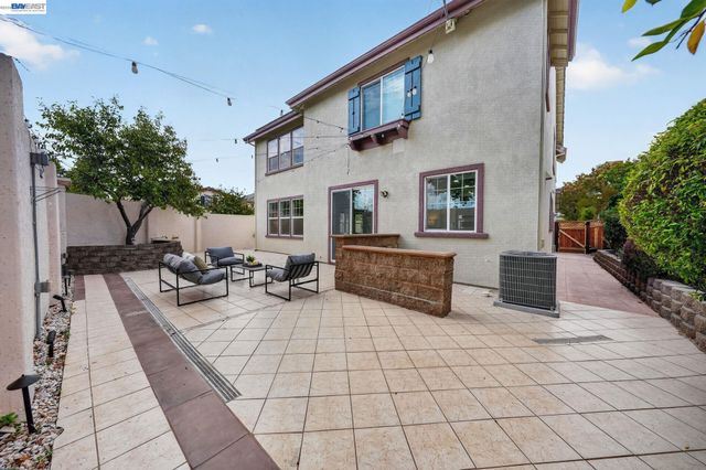 2700 Salisbury Way, San Ramon, CA 94582