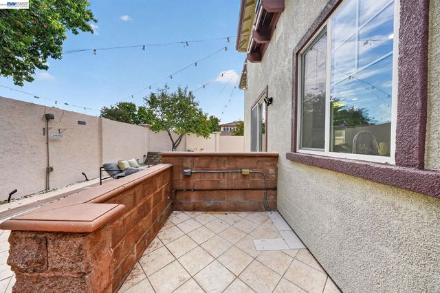 2700 Salisbury Way, San Ramon, CA 94582