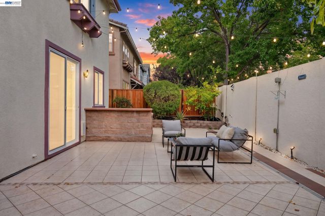 2700 Salisbury Way, San Ramon, CA 94582