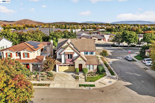 2700 Salisbury Way, San Ramon, CA 94582