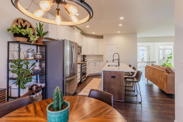 2160 Hickory Drive, Hobart, IN 46342