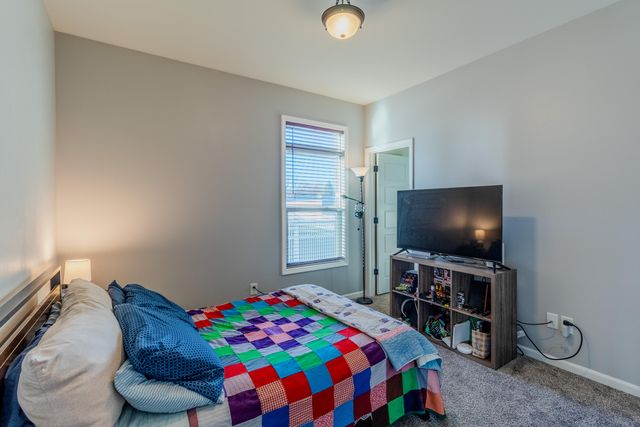 2160 Hickory Drive, Hobart, IN 46342