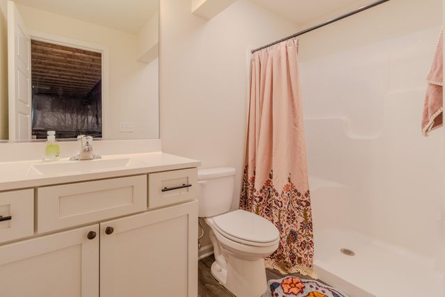 2160 Hickory Drive, Hobart, IN 46342