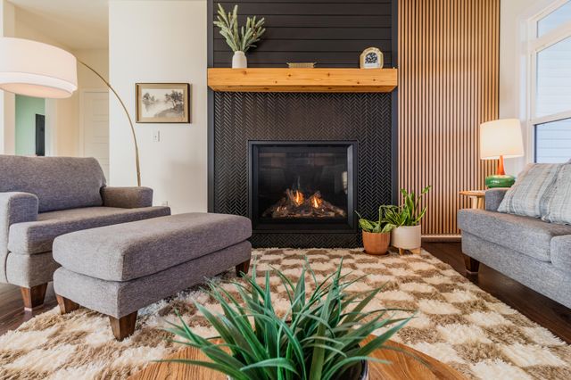 2160 Hickory Drive, Hobart, IN 46342