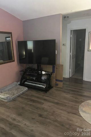 6302 Summerour Place, Charlotte, NC 28214