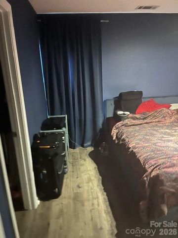 6302 Summerour Place, Charlotte, NC 28214