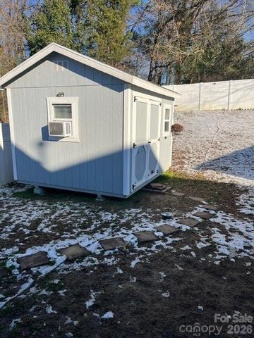 6302 Summerour Place, Charlotte, NC 28214