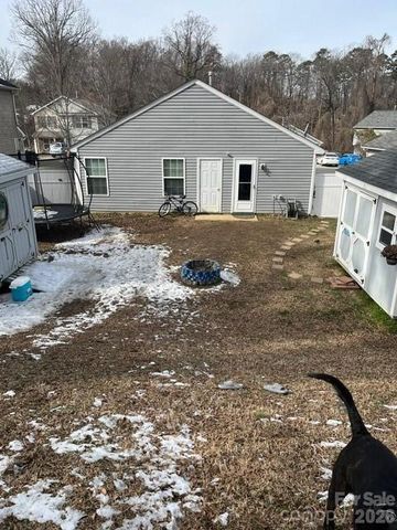 6302 Summerour Place, Charlotte, NC 28214