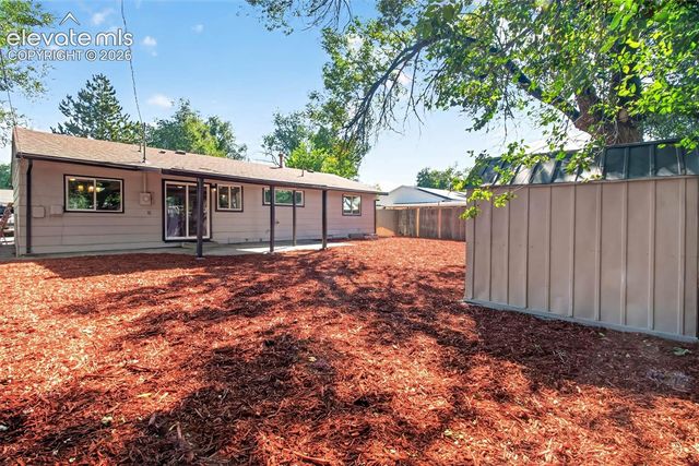 18 Hayes Drive, Colorado Springs, CO 80911