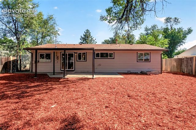 18 Hayes Drive, Colorado Springs, CO 80911