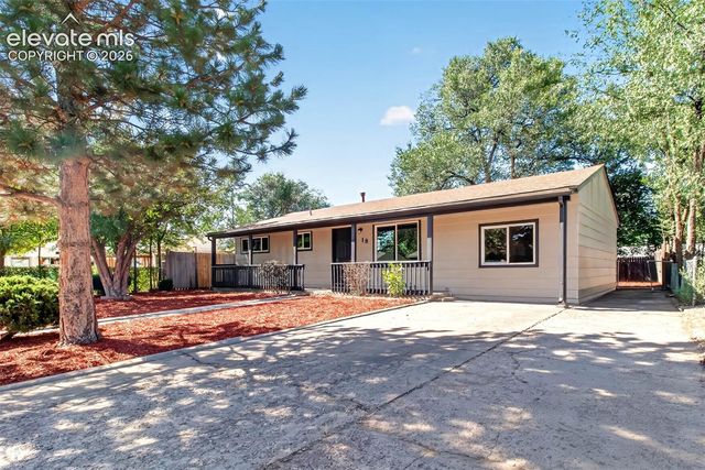 18 Hayes Drive, Colorado Springs, CO 80911