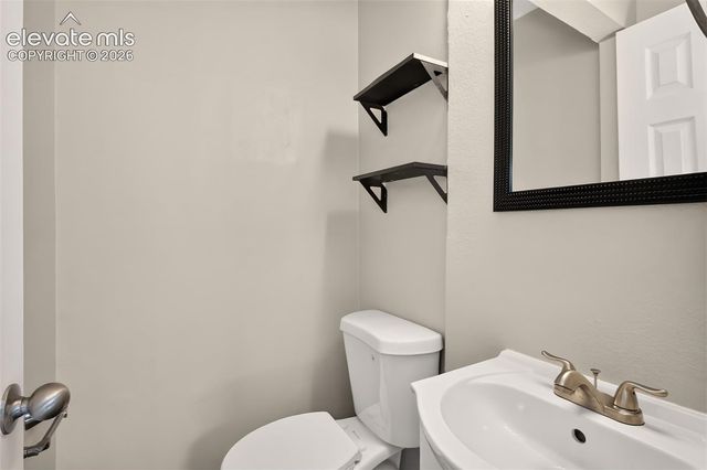 18 Hayes Drive, Colorado Springs, CO 80911