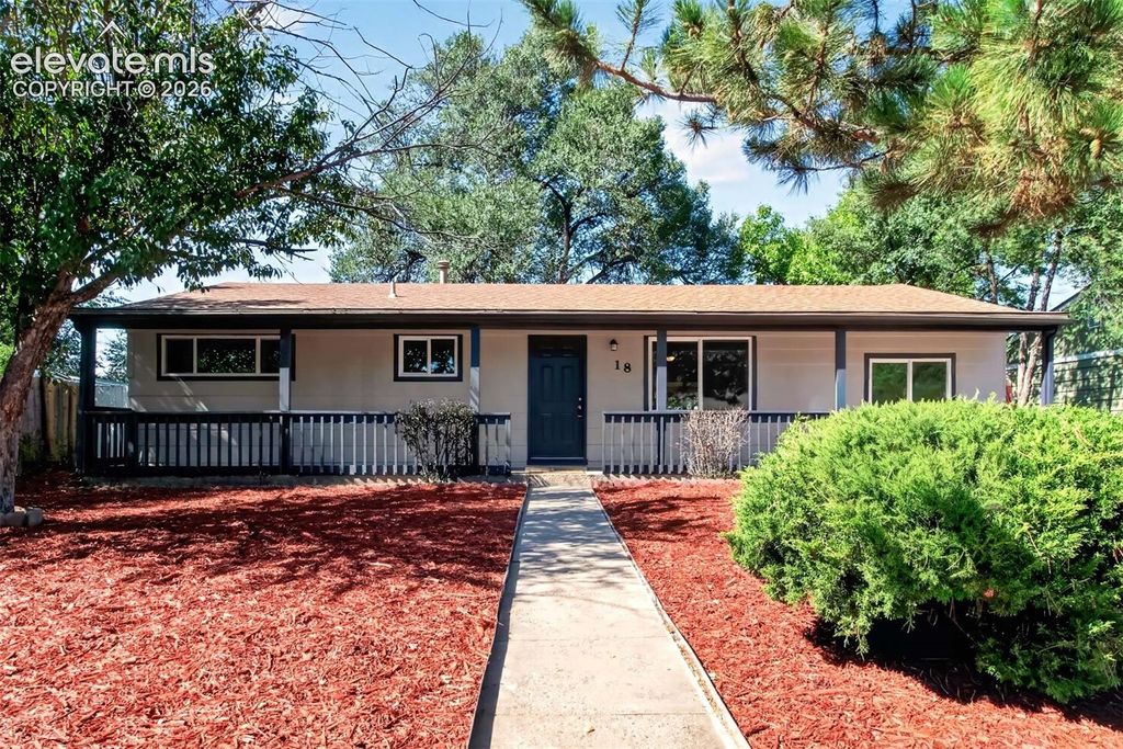 18 Hayes Drive, Colorado Springs, CO 80911