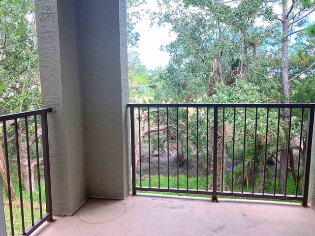 2005 Mariposa Vista Ln 105, St Augustine, FL 32084
